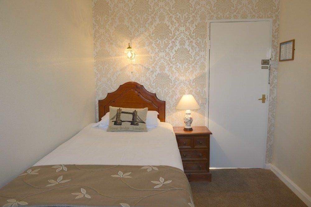 The Rose And Crown Hotel วิสเบค ภายนอก รูปภาพ